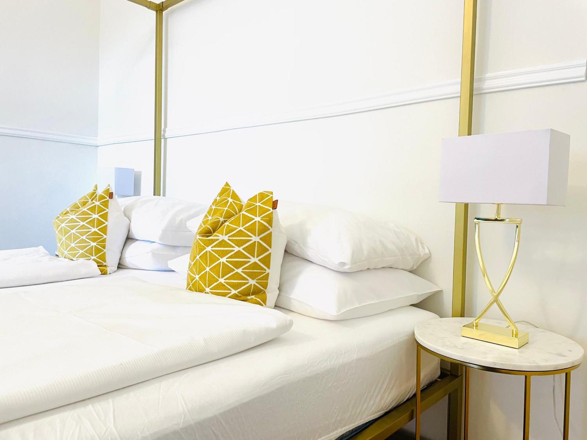Apstay City Center Deluxe ǀ Free Parking ǀ Self Check-In グラーツ エクステリア 写真